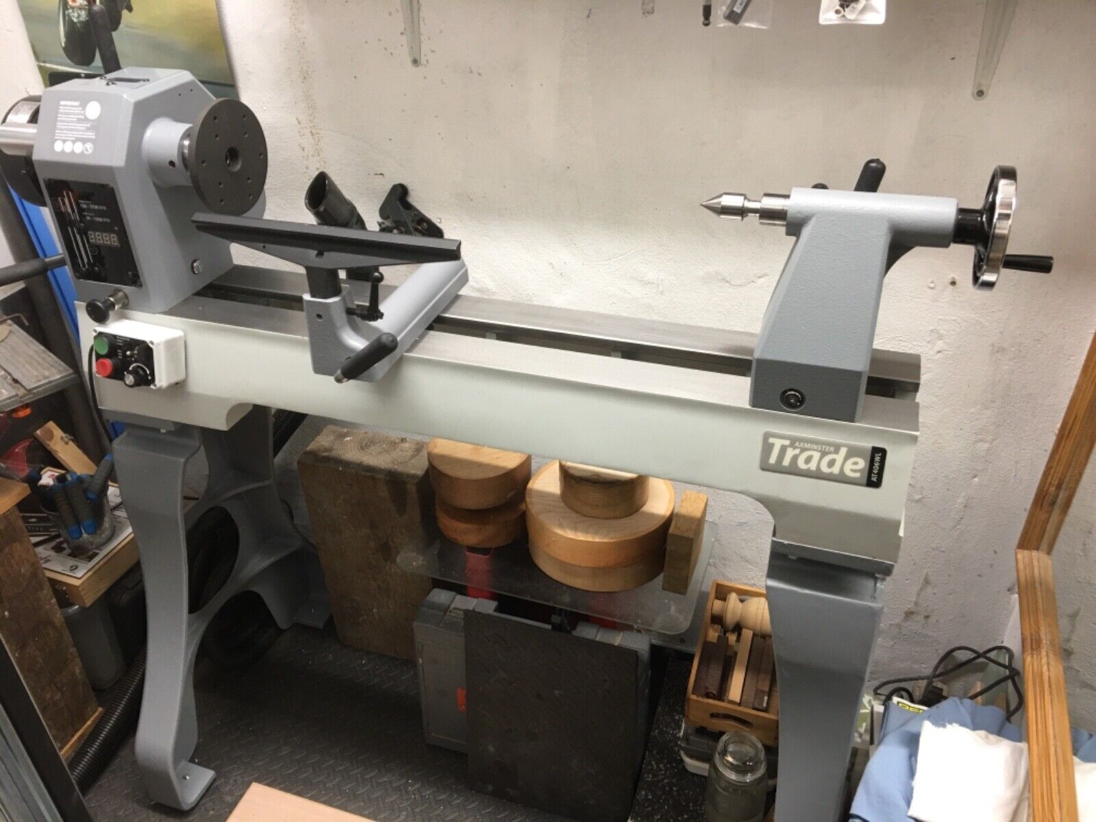 Axminster TRADE AT406WL Woodturning Lathe